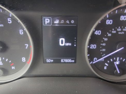 Used 2018 Hyundai Elantra Value Edition FWD image 11