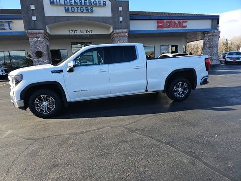 Used 2024 GMC Sierra 1500 SLE image 44