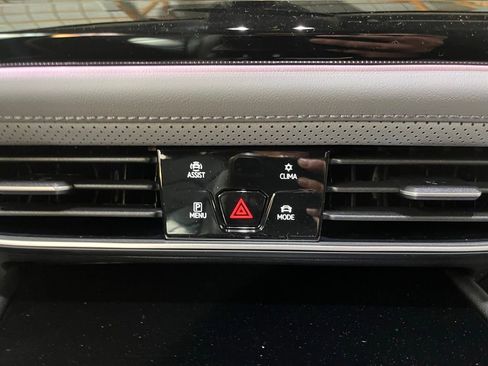 New 2026 Volkswagen Atlas Peak Edition AWD/4WD image 15