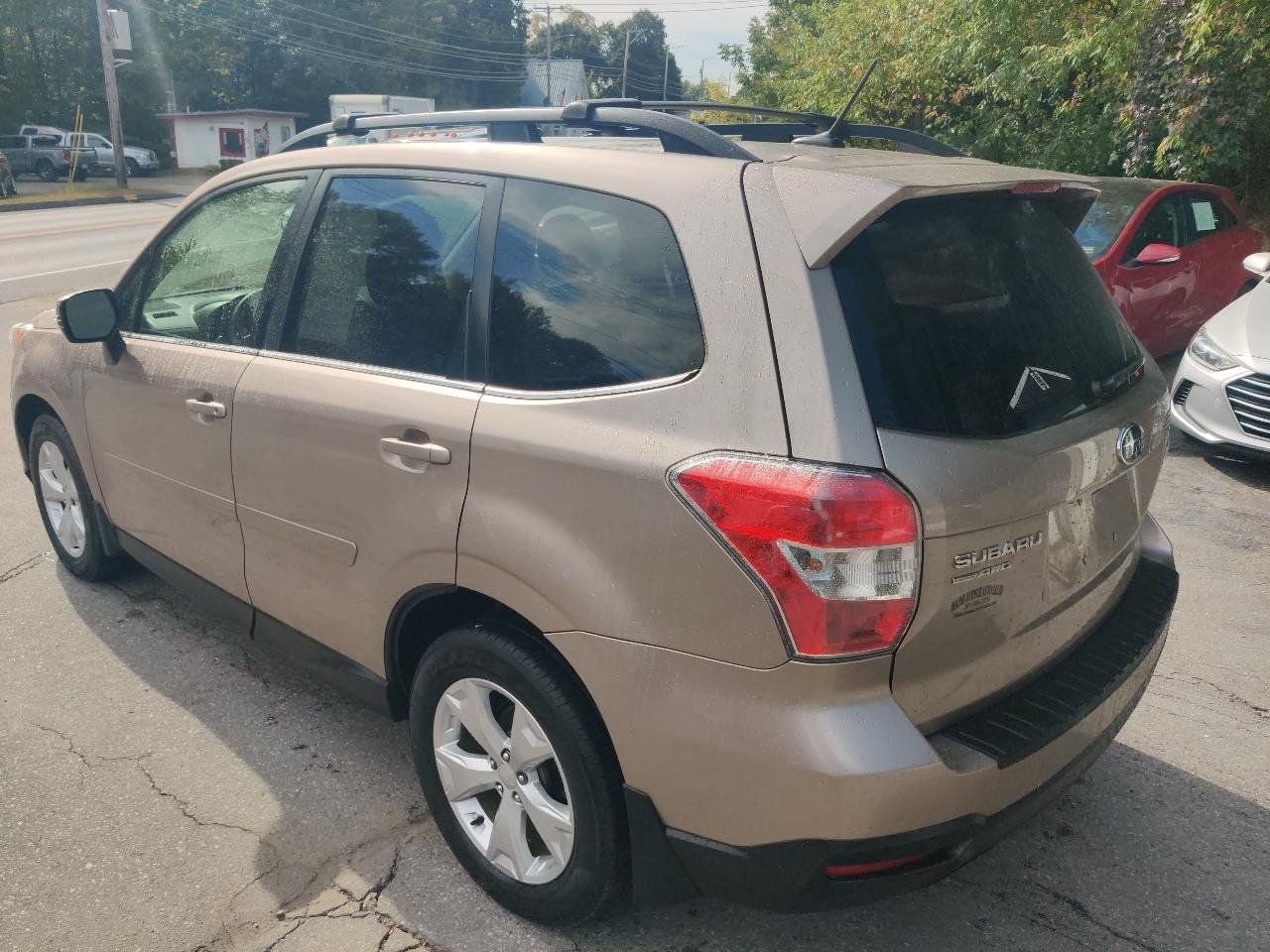 Used 2014 Subaru Forester 2.5i Touring AWD/4WD image 4