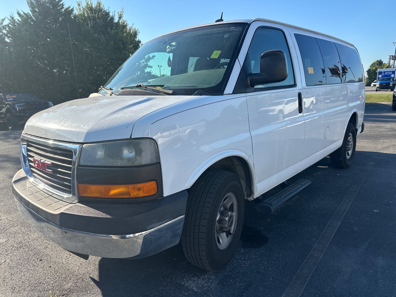 Used 2015 GMC Savana 2500 LT w/ LT Preferred Equipment Group RWD image 1