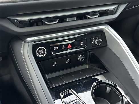 Certified 2025 Audi Q5 Premium Plus w/ Premium Plus image 32