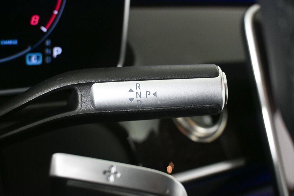Certified 2025 Mercedes-Benz S 580 4MATIC Sedan image 15