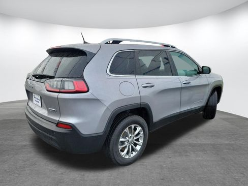 Used 2020 Jeep Cherokee Latitude Plus AWD/4WD image 5