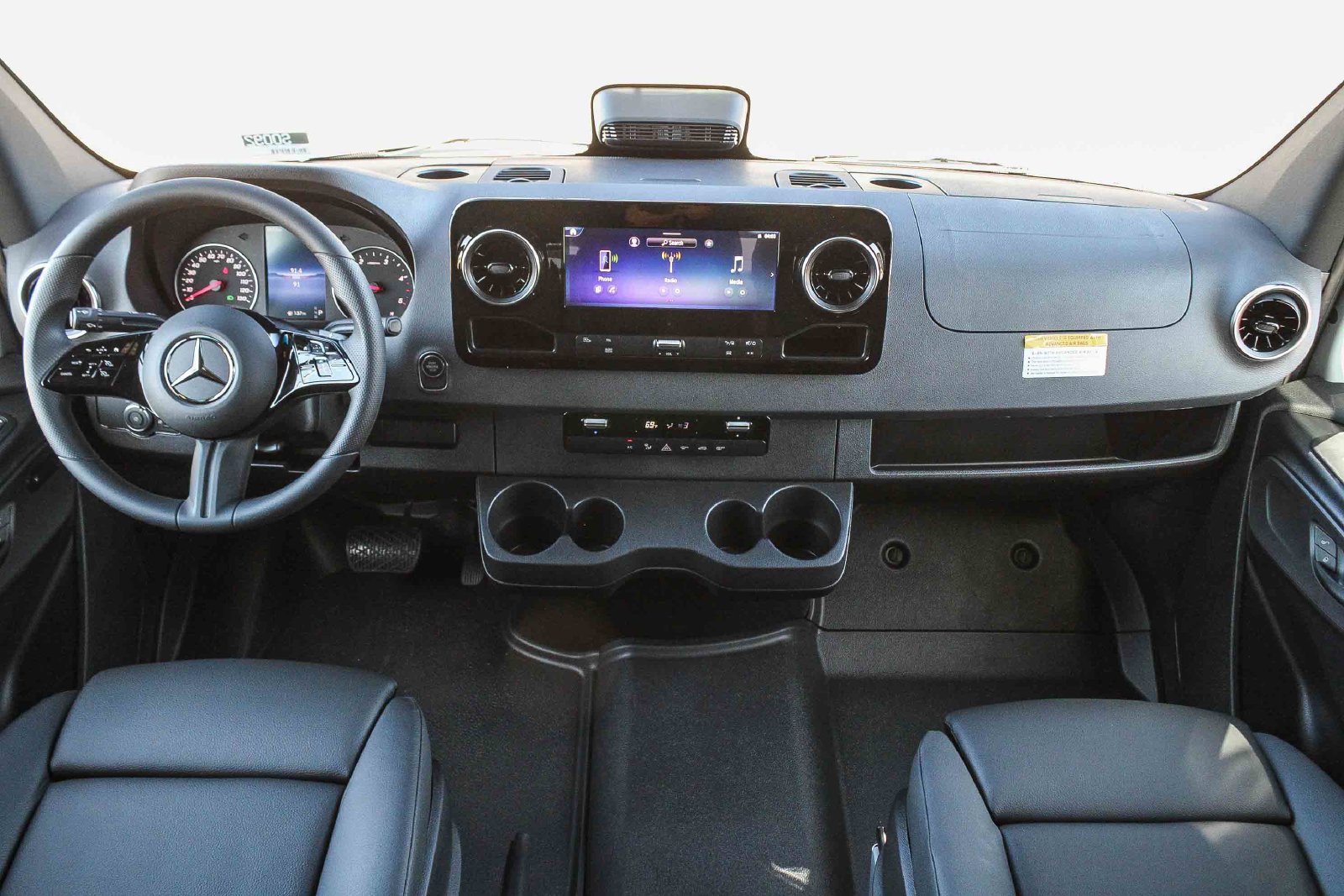 New 2026 Mercedes-Benz Sprinter 2500 image 8