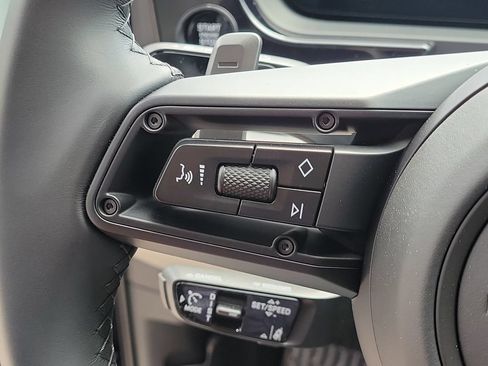 New 2026 Porsche Cayenne Coupe AWD/4WD image 35