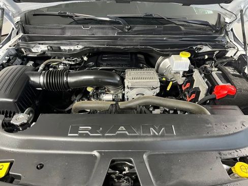 Used 2022 RAM 1500 Laramie AWD/4WD image 42
