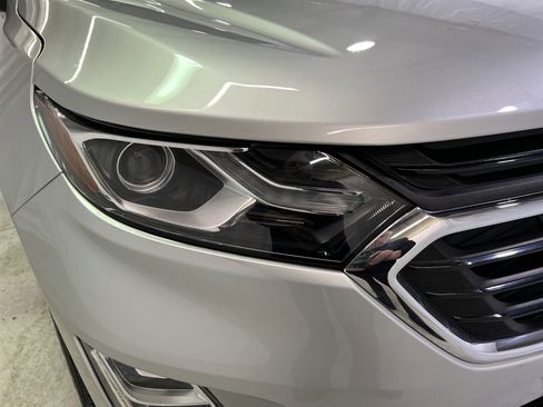 Certified 2020 Chevrolet Equinox LS w/ LS Convenience Package image 5