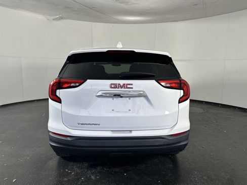 Used 2020 GMC Terrain SLE image 7