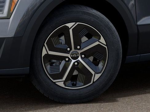 New 2026 Kia Niro EX FWD image 11