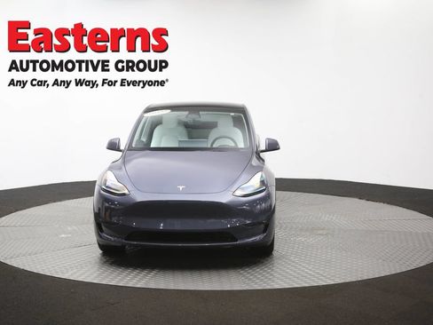 Used 2023 Tesla Model Y Long Range AWD/4WD image 46