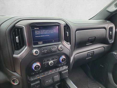 Used 2020 GMC Sierra 1500 AT4 w/ AT4 Carbonpro Edition image 22