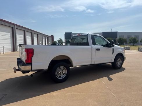 Used 2017 Ford F250 XL w/ Power Equipment Group RWD image 5