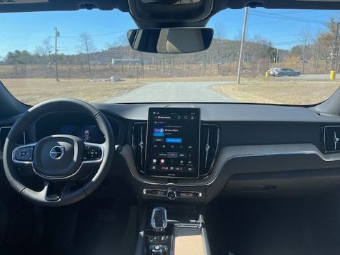 New 2026 Volvo XC60 T8 Plus w/ Protection Package Premier AWD/4WD image 12