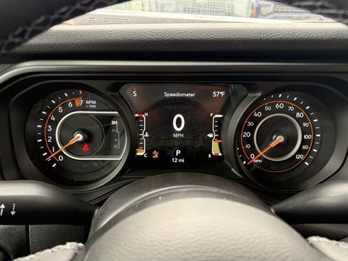 New 2026 Jeep Gladiator Sport image 18