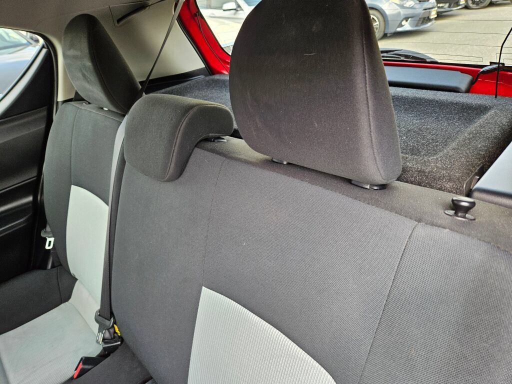 Used 2017 Toyota Prius C Three FWD image 14