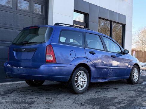 Used 2003 Ford Focus SE image 4