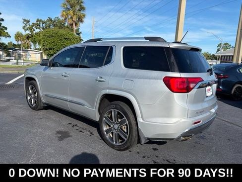 Used 2018 GMC Acadia Denali w/ Technology Package FWD image 4