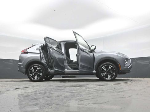 Used 2025 Mitsubishi Eclipse Cross SEL AWD/4WD image 54