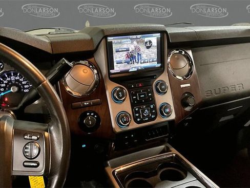 Used 2015 Ford F250 Lariat w/ Lariat Interior Package image 31