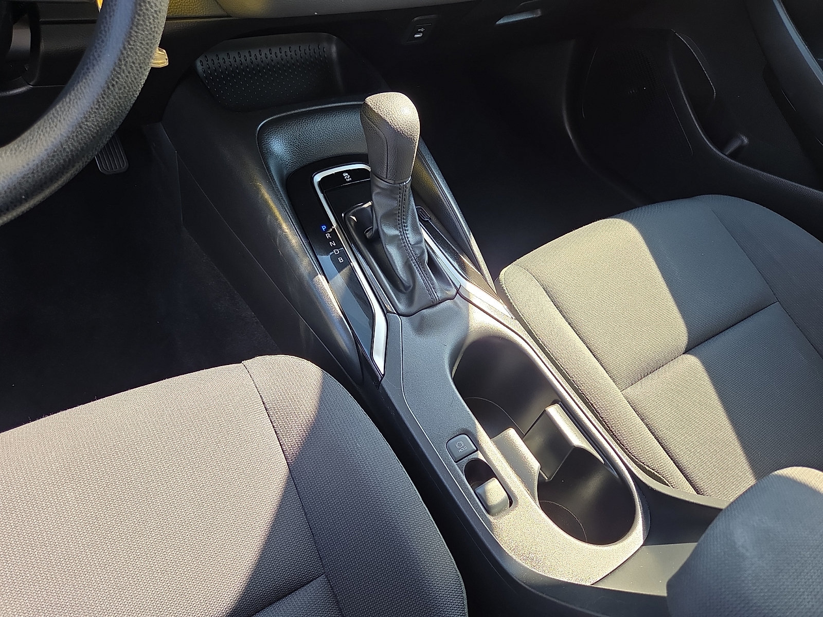 Used 2023 Toyota Corolla LE FWD image 25