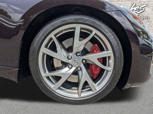 Used 2014 Nissan 370Z Touring w/ Sport Package RWD image 11