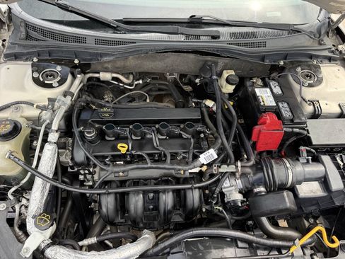 Used 2010 Ford Fusion SEL FWD image 34
