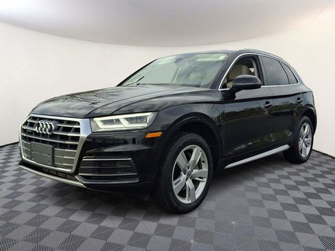 Used 2018 Audi Q5 2.0T Premium Plus w/ Premium Plus Package image 3