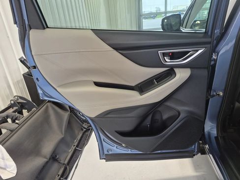 Used 2021 Subaru Forester Limited AWD/4WD image 11