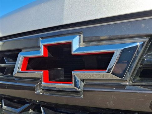 Used 2022 Chevrolet Silverado 1500 ZR2 w/ Technology Package image 29