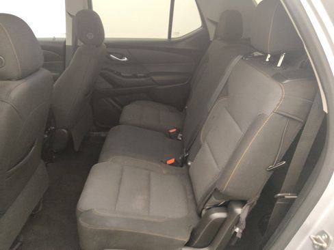 Used 2020 Chevrolet Traverse LS FWD image 18