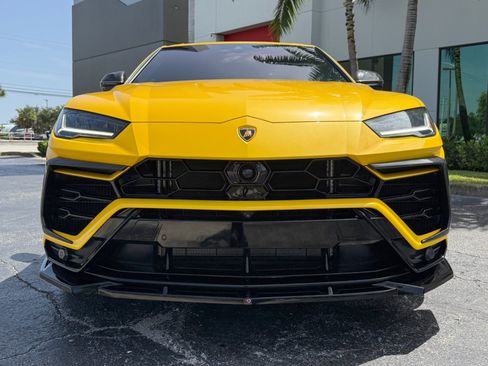 Used 2022 Lamborghini Urus AWD/4WD image 9