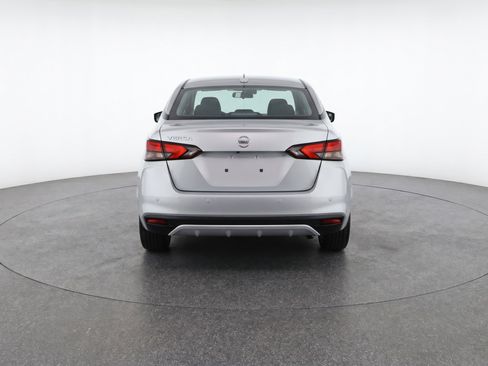 Used 2025 Nissan Versa SV image 7