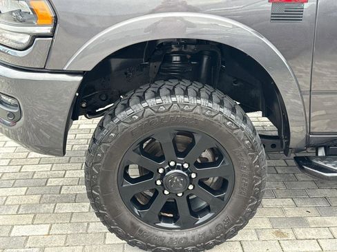 Used 2022 RAM 2500 Laramie w/ Night Edition AWD/4WD image 43