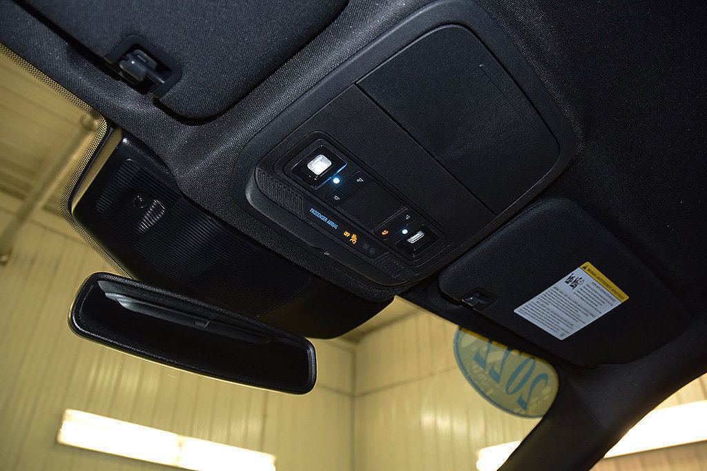 Used 2022 Ford Explorer ST w/ ST High-Performance Pack AWD/4WD image 28
