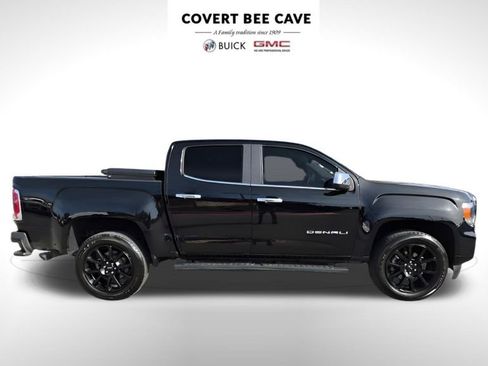 Used 2022 GMC Canyon Denali w/ Denali Black Edition Package image 12