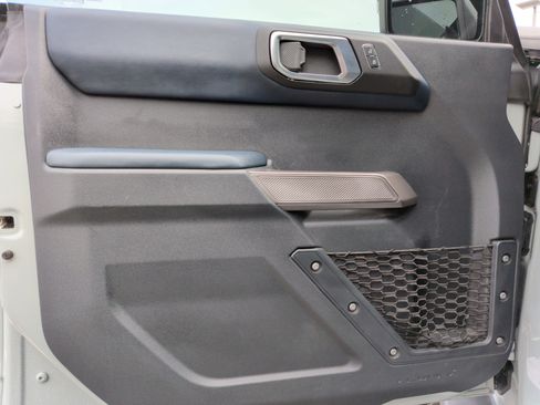 Used 2023 Ford Bronco Outer Banks image 30