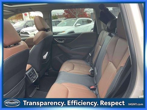 Used 2023 Subaru Forester Touring image 12