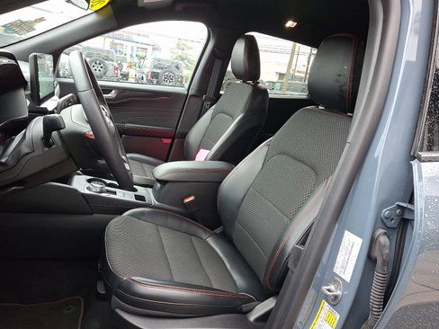 Certified 2023 Ford Escape ST-Line w/ Tech Pack #1 image 15