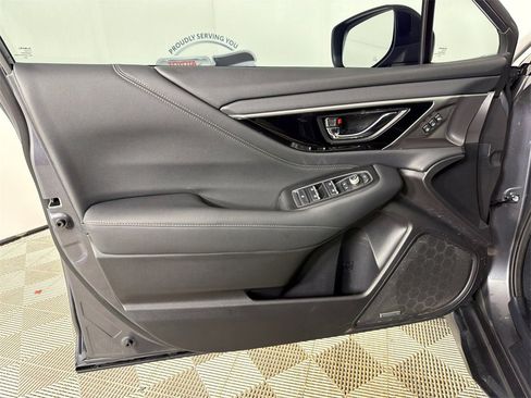 Used 2023 Subaru Outback Touring image 12