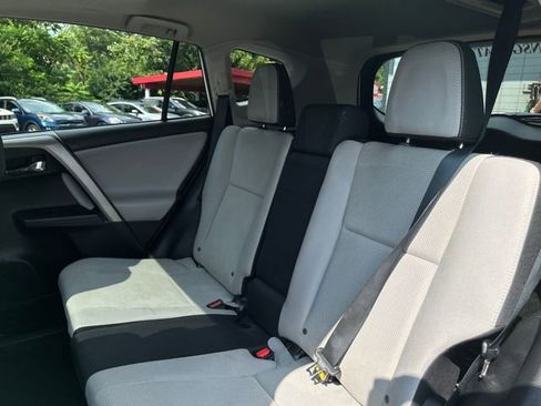 Used 2016 Toyota RAV4 XLE image 25