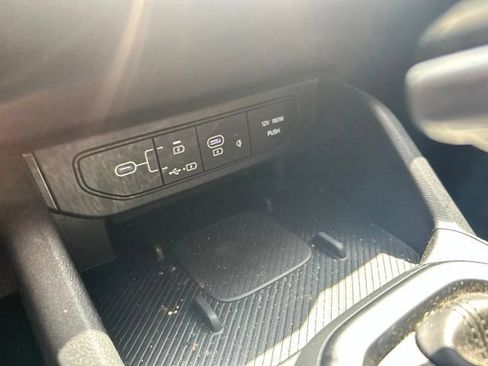 Used 2025 Kia K4 GT-Line w/ GT-Line Premium Package FWD image 27