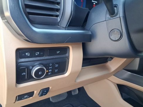 Certified 2024 Ford F250 Lariat w/ Chrome Package AWD/4WD image 6