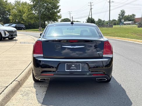 Used 2021 Chrysler 300 Touring L RWD image 24