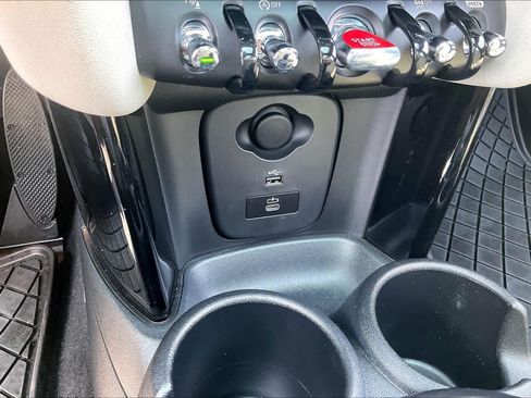 Used 2024 MINI Cooper S FWD image 32