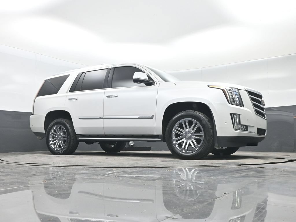 Used 2019 Cadillac Escalade 2WD image 32