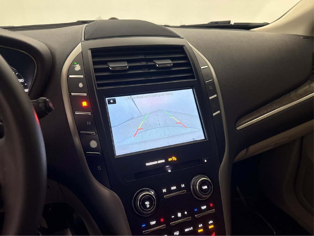 Used 2017 Lincoln MKC Reserve FWD image 40