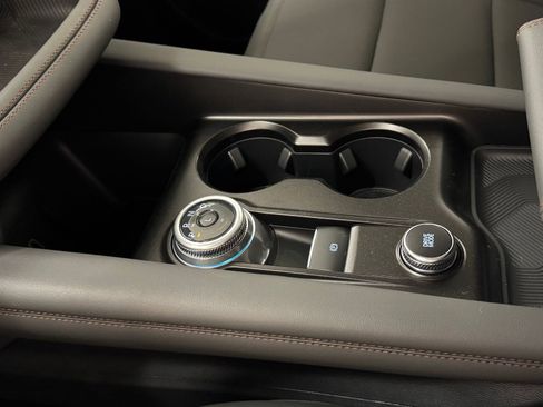 New 2026 Ford Explorer Active w/ Active Comfort Package image 29