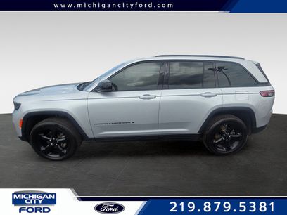 Used 2022 Jeep Grand Cherokee Altitude