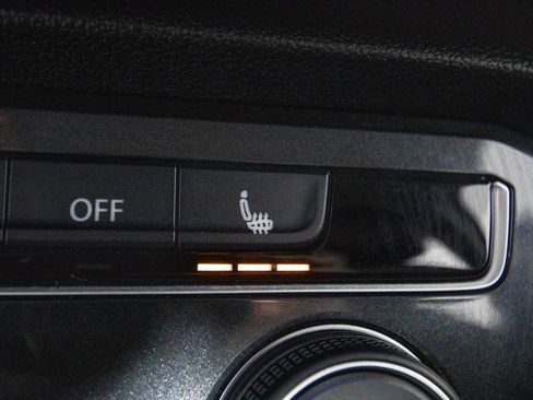 Used 2024 Volkswagen Tiguan Wolfsburg Edition image 29